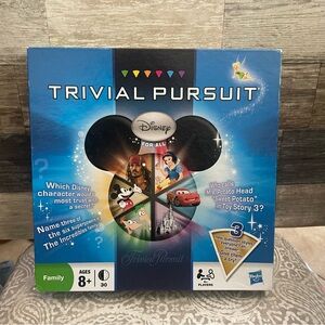 Hasbro Trivial Pursuit Disney Family Edition‎